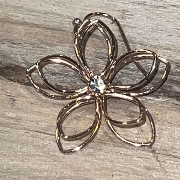 Open wire earring woman’s 1.5” dangling flower gold tone rhinestones center flor - Picture 3 of 6